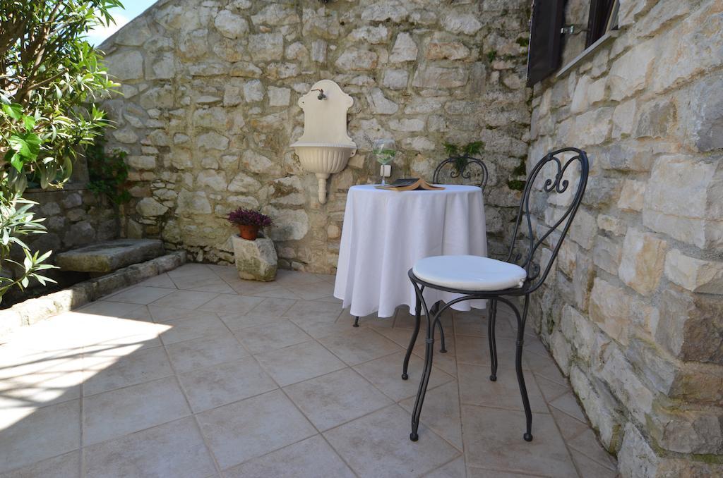 Sea View House Olja Rovinj Rum bild