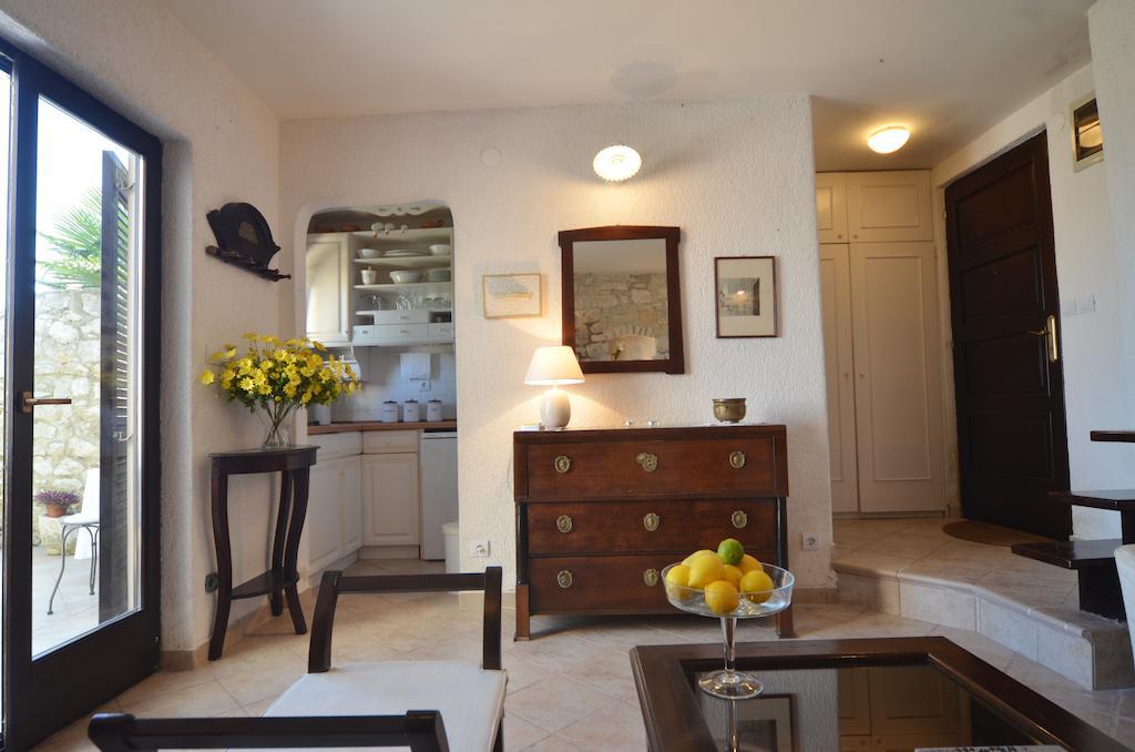 Sea View House Olja Rovinj Rum bild