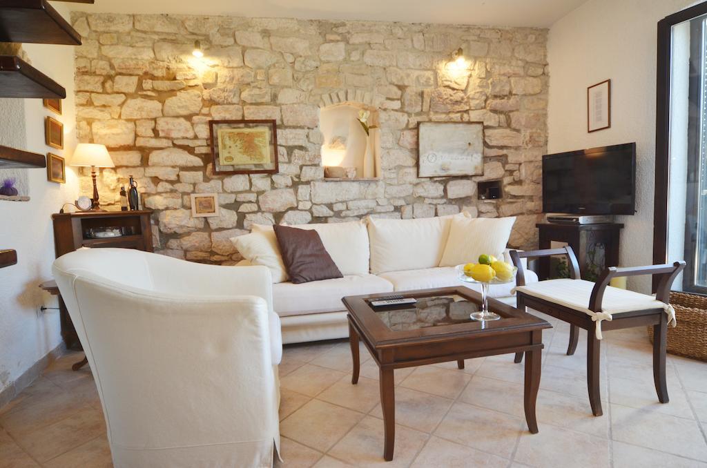 Sea View House Olja Rovinj Rum bild