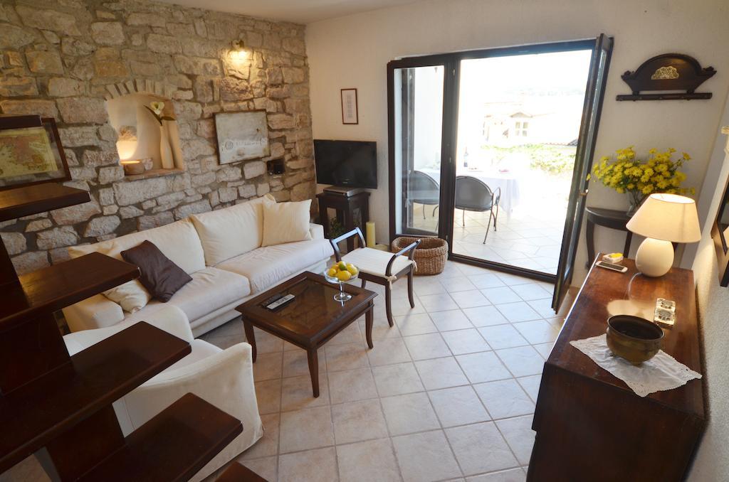 Sea View House Olja Rovinj Rum bild